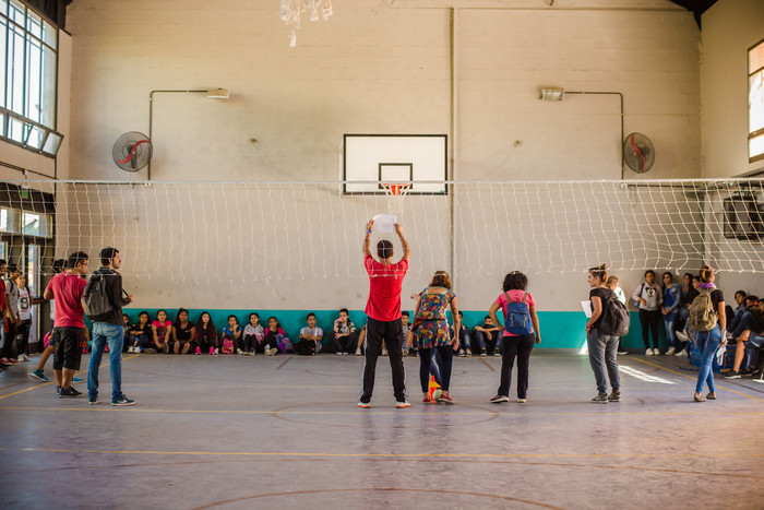 Es Excluyente o el apto físico para clases de Educación Física en los Secundarios