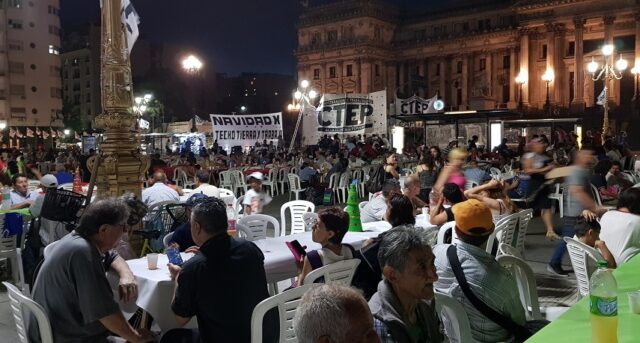 Organizaciones sociales realizarán una cena solidaria de Nochebuena en el Congreso