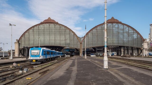 La Estación Retiro, ícono del transporte y la arquitectura porteña