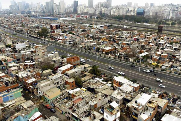 Una de cada seis personas es pobre en la Ciudad de Buenos Aires