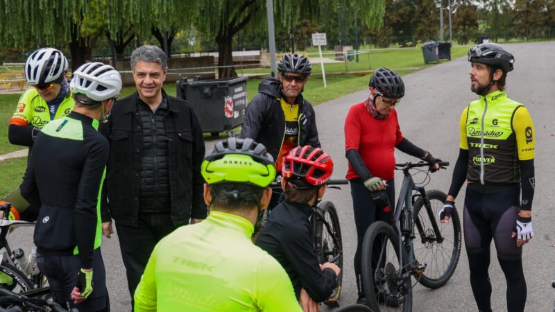 Un Referente Mundial del Ciclismo elogia la Pista del Parque Sarmiento