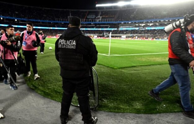 Ocho detenidos y 178 actas en el Monumental durante Argentina-Venezuela