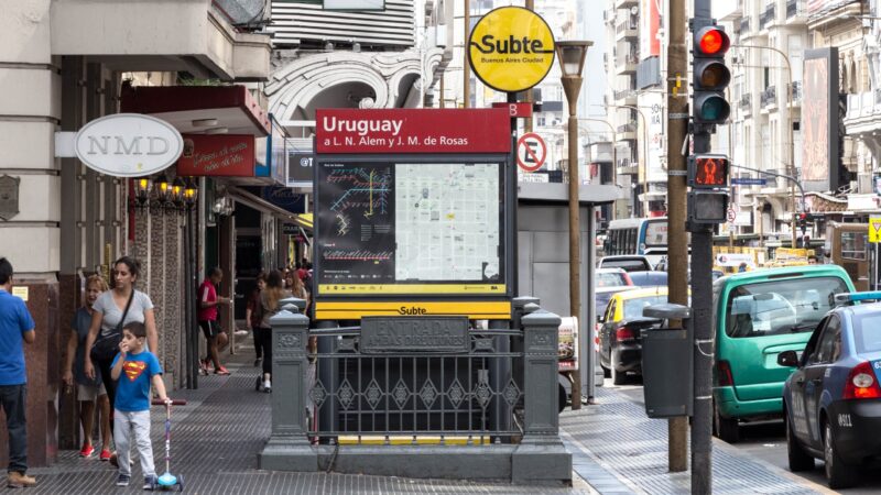 Cierra la estación Uruguay de la Línea B por obras de renovación