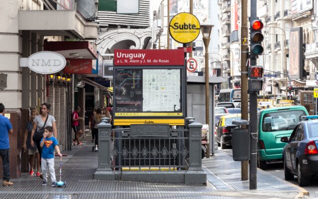 Cierra la estación Uruguay de la Línea B por obras de renovación