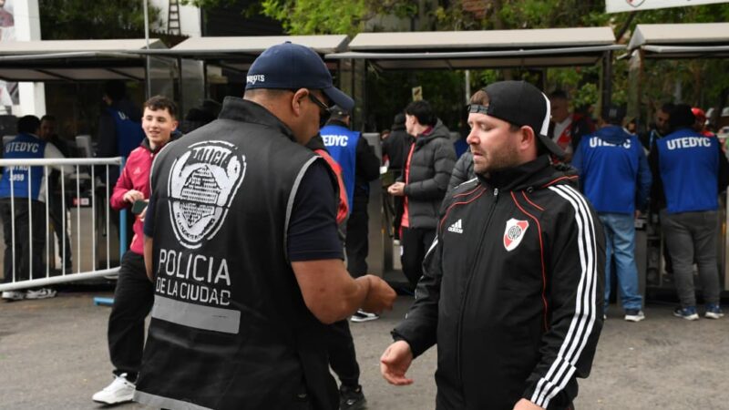 La Policía de la Ciudad desplegó un fuerte operativo durante River-Sarmiento