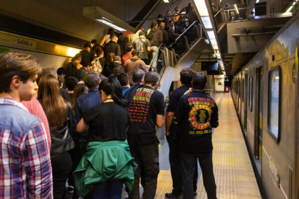El subte extiende su horario por el partido de River y el recital de My Chemical Romance