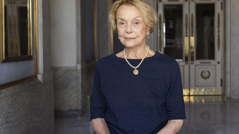 Maitena abre el año del Cultural con una clase sobre el sentido del humor