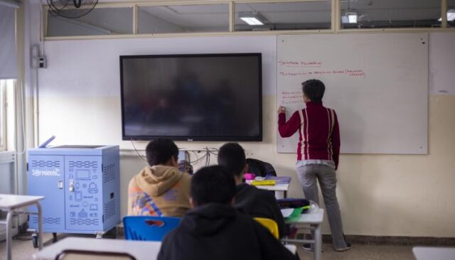 La Ciudad baja a 20 el límite de inasistencias en el nivel secundario