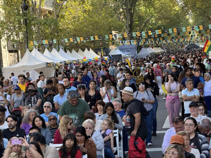 La Ciudad se vistió de América en un evento masivo y multicultural