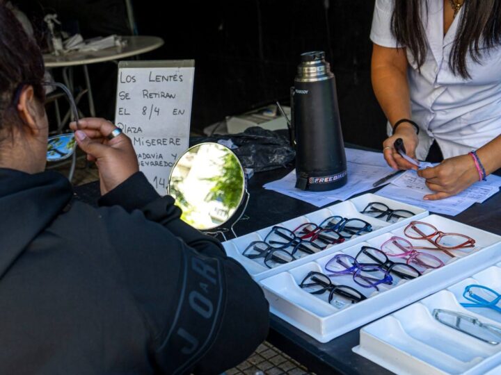 Los stands móviles de la Ciudad atenderán en seis barrios porteños