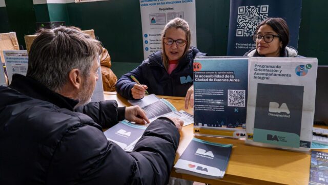 La Ciudad recibe una nueva jornada de “Más servicios en tu barrio”