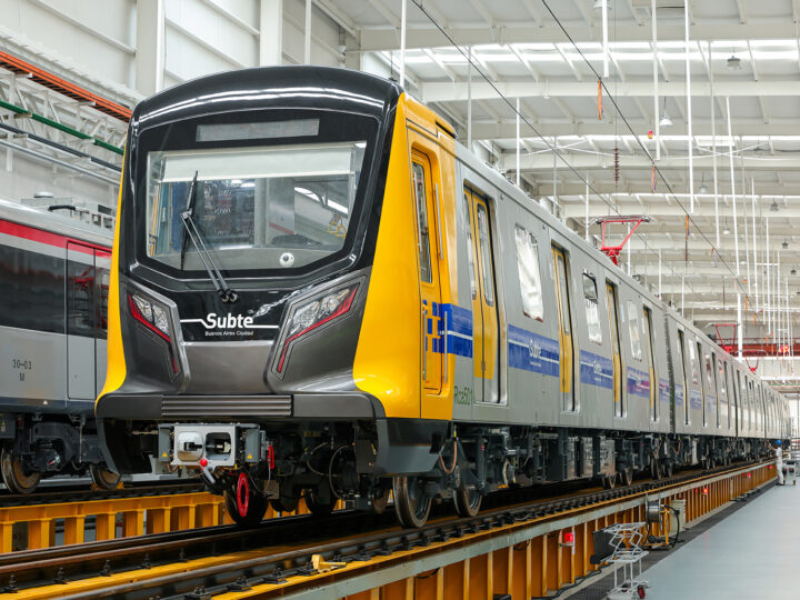 Llegan nuevos coches desde china para mejorar el servicio del Subte